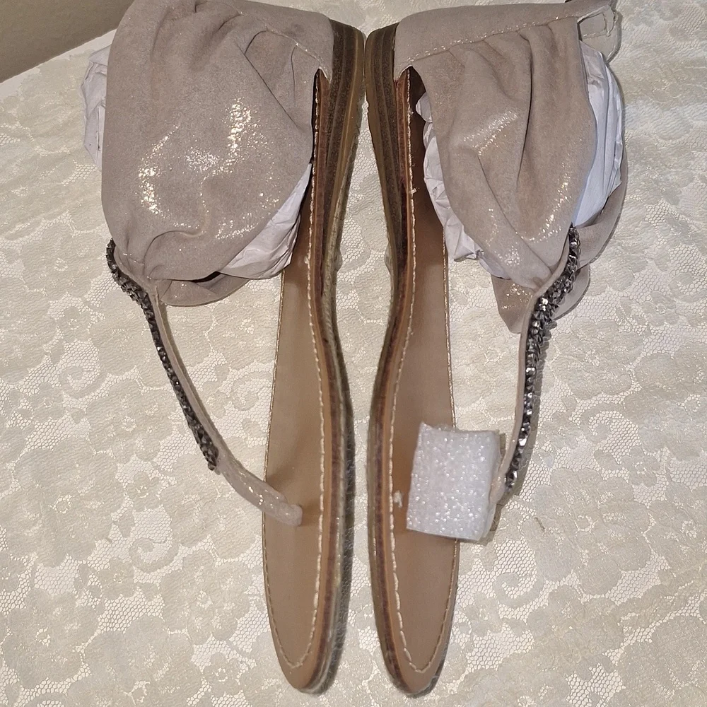 NIB Flourish Sandals Size 7 - Picture 6 of 11
